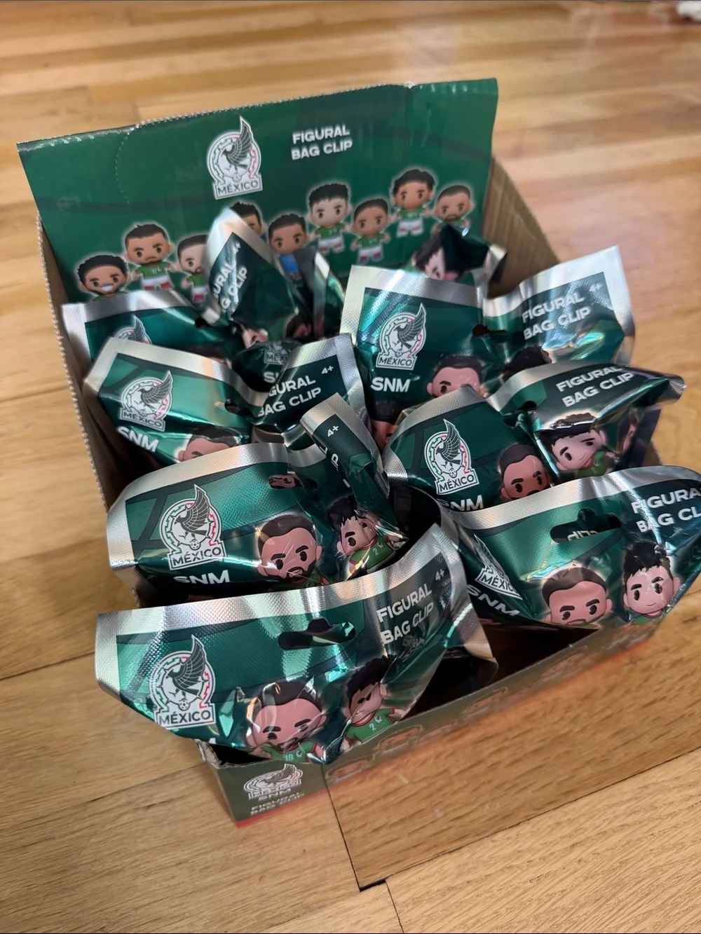 NWT Set of 9 México National Team Mystery Figural Bag Clips ⚽️🥅🇲🇽
